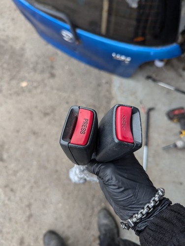 Mk1 yaris seat belt - yaris,