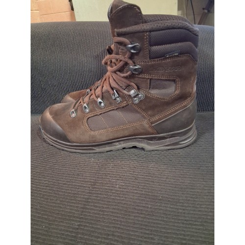 Lowa gore tex hiking boots - lowa,