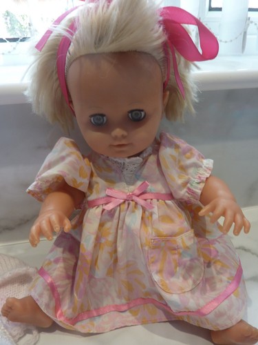 Vintage wetting doll with - wetting,