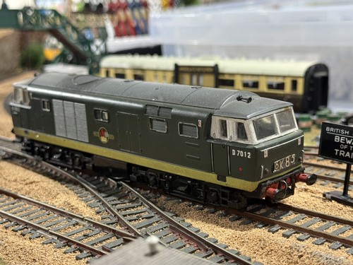 Triang hornby r758 - r758, 35