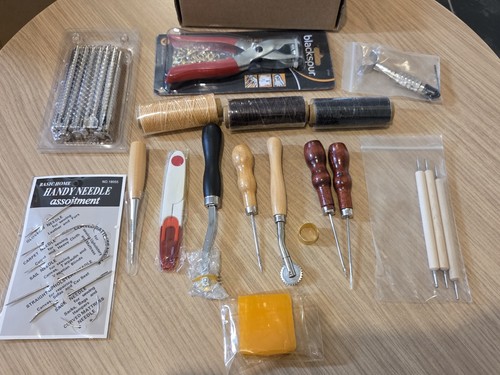 Assortment leather working - assortment,