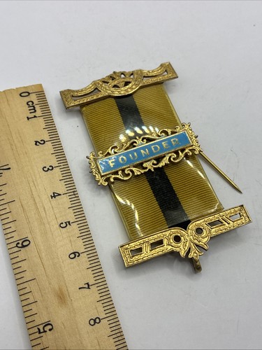 Vintage royal antediluvian - royal,