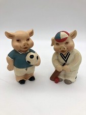 2 x The Leonardo Collection Sporting Pigs Resin Figurines Footballer & Cricketer