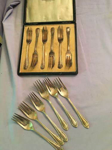 Vintage cake forks - vintage,