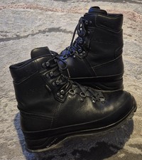 Lowa’s gtc mountain goretex