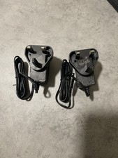 2x 19V 0.6A dc Adapter