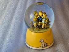 M. J. Hummel  Goebel  Follow the Leader  Musical Snow Globe  Glitter