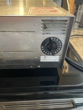 Wisco Pizza Pal #412-5 Commercial Countertop Pizza Oven Tested & Working