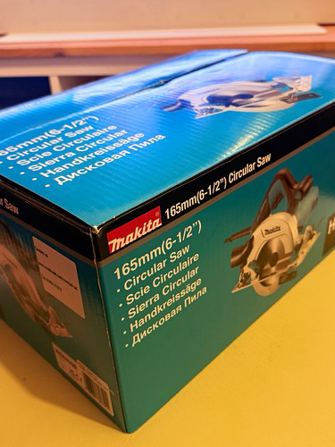 Makita hs6601 165mm corded - makita,