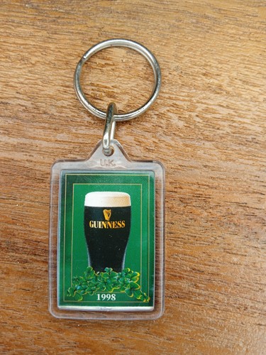 Vintage guinness keyring pint - keyring,