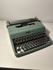 Olivetti Lettera 32 Portable