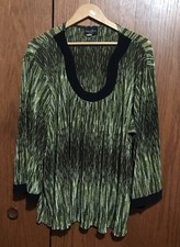 Women’s Brittany Black Size 3X 26/28 Top Shirt Blouse Print Green Black Tunic