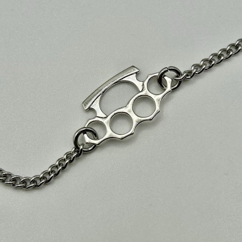 Imitation knuckle duster - knuckle,