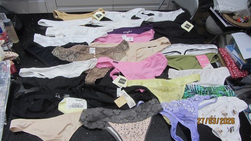 Job lot thongs most - 28,