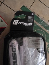 Reusch Attrakt Freegel