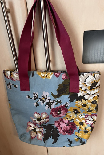 Joules blue floral tote - blue,