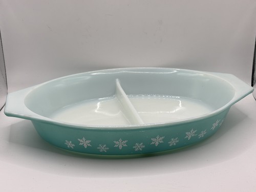 Pyrex gaiety snowflake - gaiety,