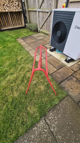 Collapsible saddle stand - saddle,