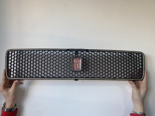 Front grille mask fiat 127 - front,