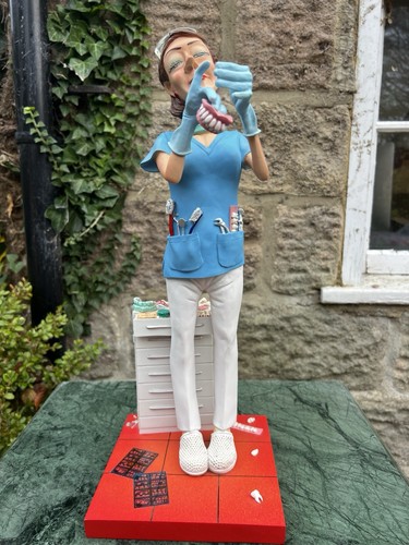 The lady dentist - ‘lady, dentist’