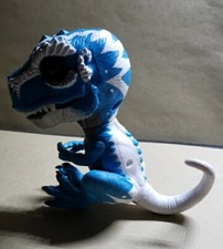T Rex Fingerling WowWee Untamed Interactive Dinosaur  Iron Jaw Blue Raptor