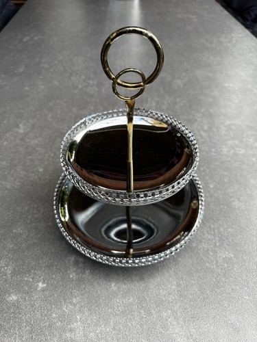 Vintage tier metal serving - vintage,