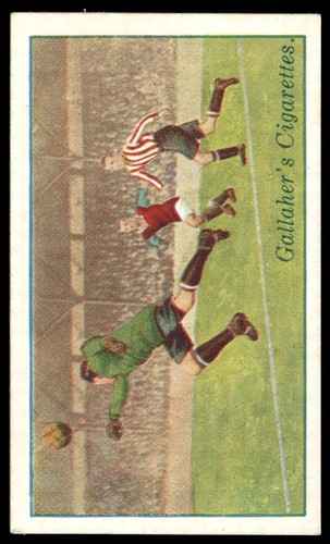 Gallaher footballers in - -, 'footballers