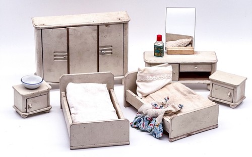 Vintage dollhouse bedroom - vintage,