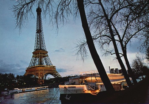 Postcard the eifel tower - postcard,