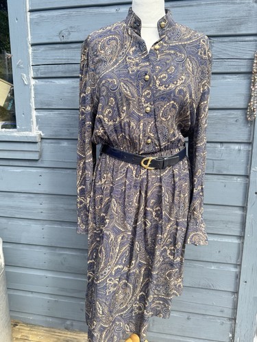 Mandy marsh blue - marsh, paisley