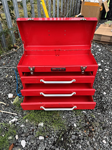 Clarke tool chest - clarke,