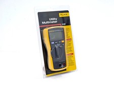 Fluke 113 True RMS Multimeter