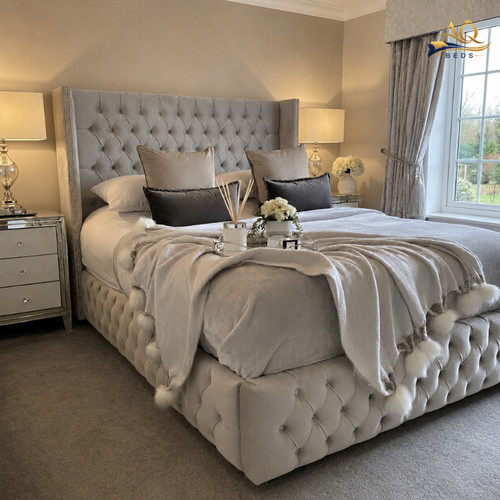 Chesterfield winged bed - chesterfield, frame
