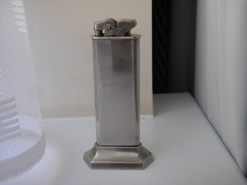 Thorens orlflam table - orlflam, lighter