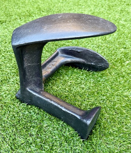 Antique cast iron - iron, shoe