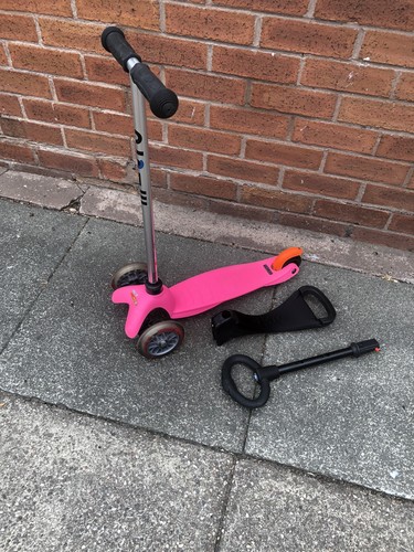 Mini micro deluxe scooter - micro, used