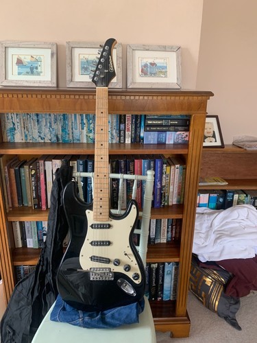 Silvertone strat style black - style,
