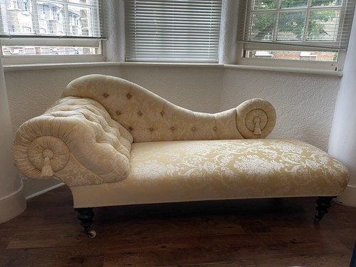 Antique style chaise - style, longue