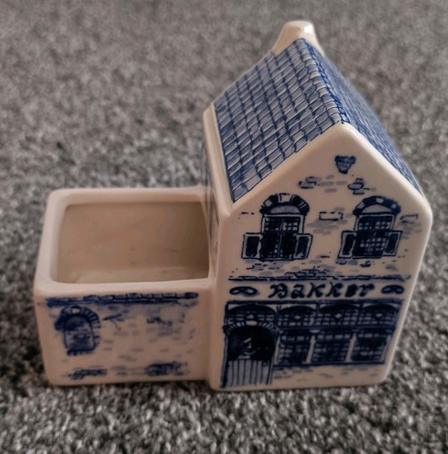 Delft regina vintage hand - delft,
