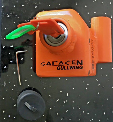 Saracen gullwing caravan hitch - saracen,