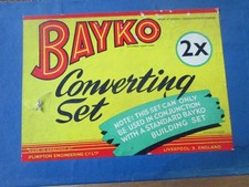 VINTAGE BAYKO BUILDING