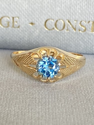 9ct gold aquamarine - gold,