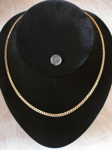 Carat yellow gold - 9,