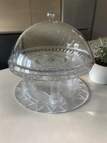 Acrylic cake stand - stand, dome