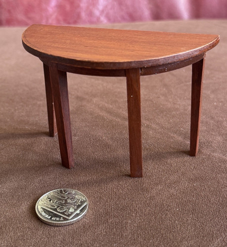Dollhouse wooden - 1:12,