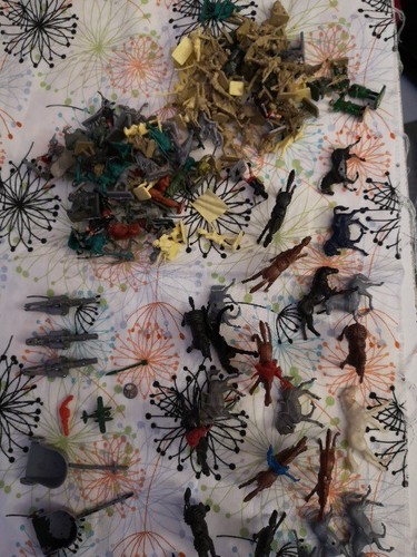 Vintage plastic toy - toy, figures