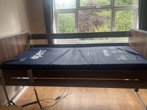Hospital bed opera classic - hospital,