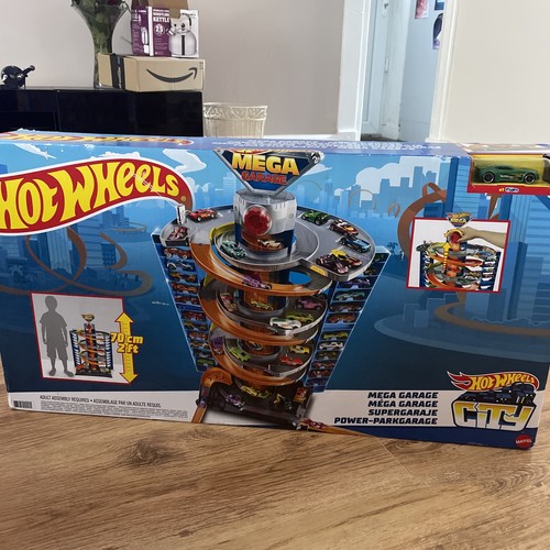 Hot wheels scale mega - 1:64,