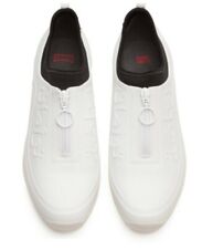 Camper Twins By Isamaya