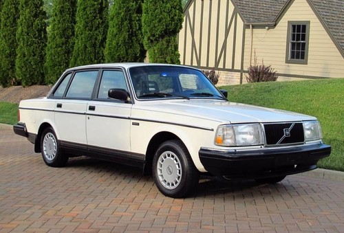 Volvo 240 saloon estate - volvo,